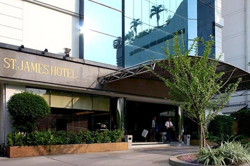 St. James Hotel Bangkok Buitenkant foto